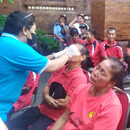 Gurah Mata Gratis di Desa Sudimara